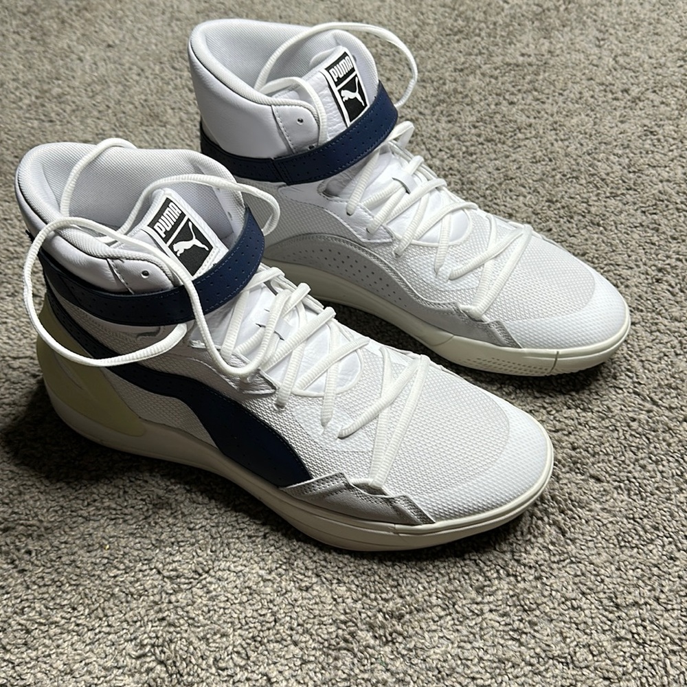 PUMA Sky Modern 'White Peacoat' 194042-01